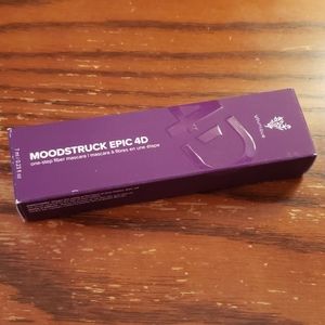 MOODSTRUCK EPIC 4D one-step fiber mascara